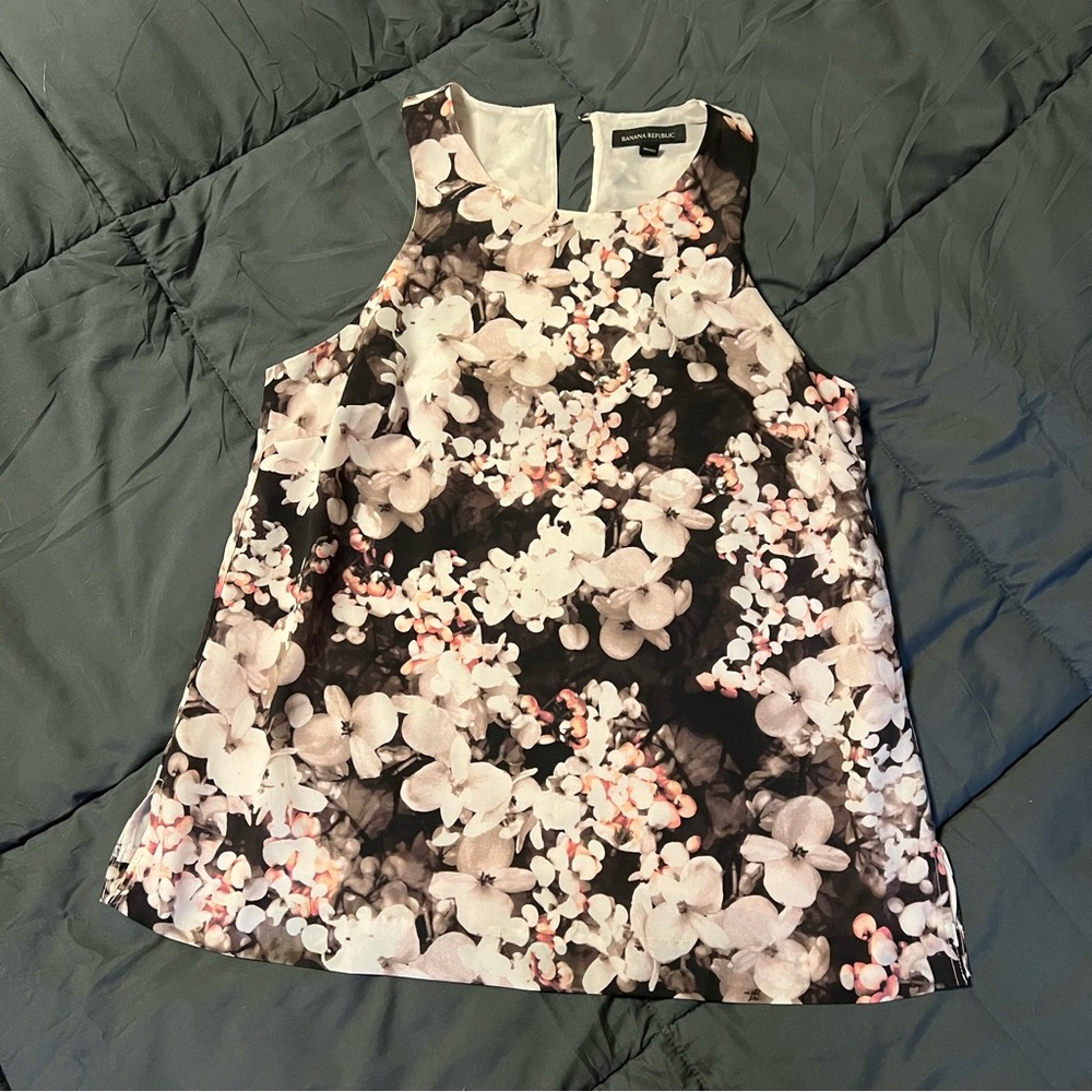 Floral classy tank top